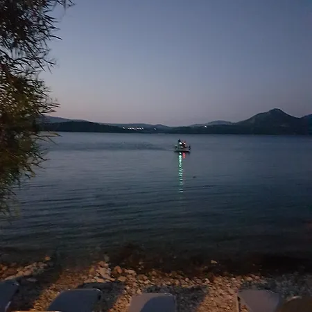 別荘 The House-valley Of